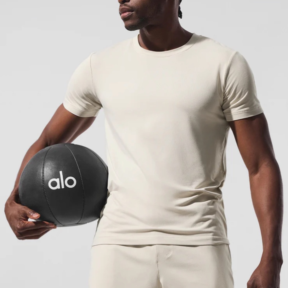 Alo Yoga Conquer Reform Crewneck Short Sleeve